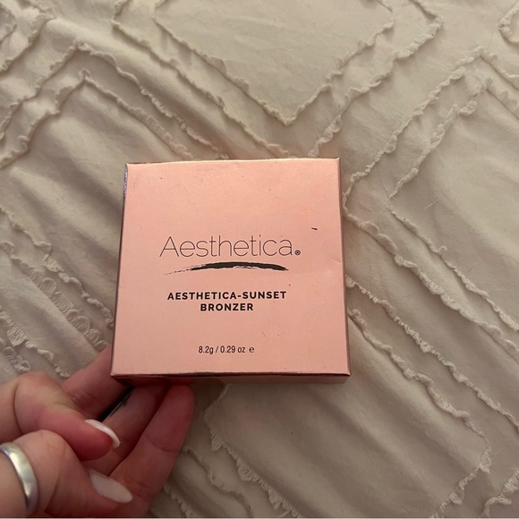 Aesthetica Sunset Bronzer NEW - Picture 8 of 9
